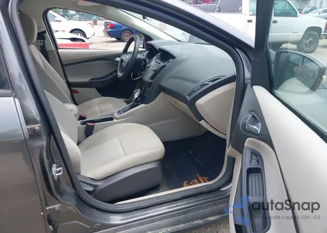 2017 Ford Focus Se from USA, damaged, VIN 1FADP3K26HL232194